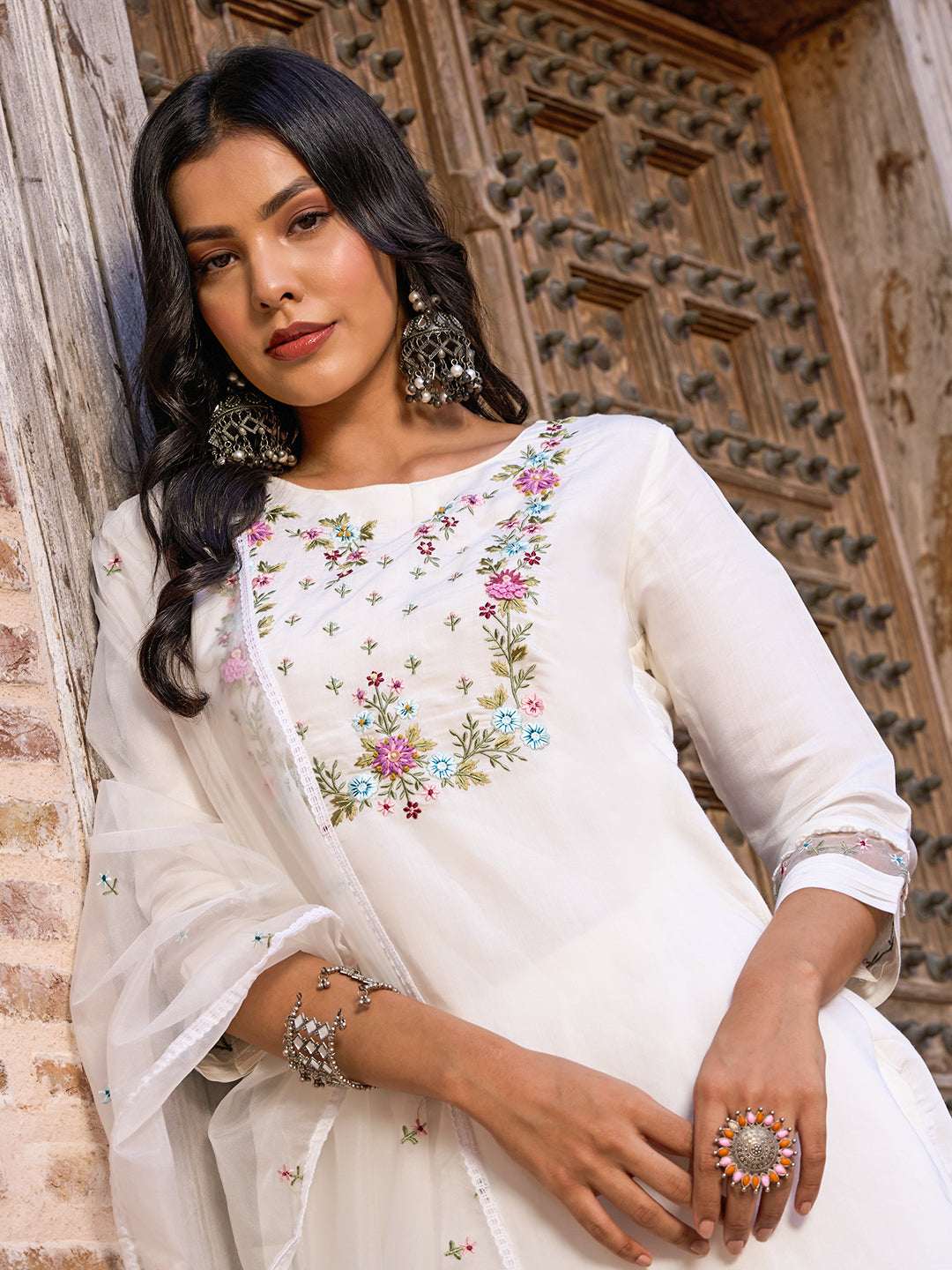 White Color Viscose Chanderi Party Wear Kurti Pant Set
