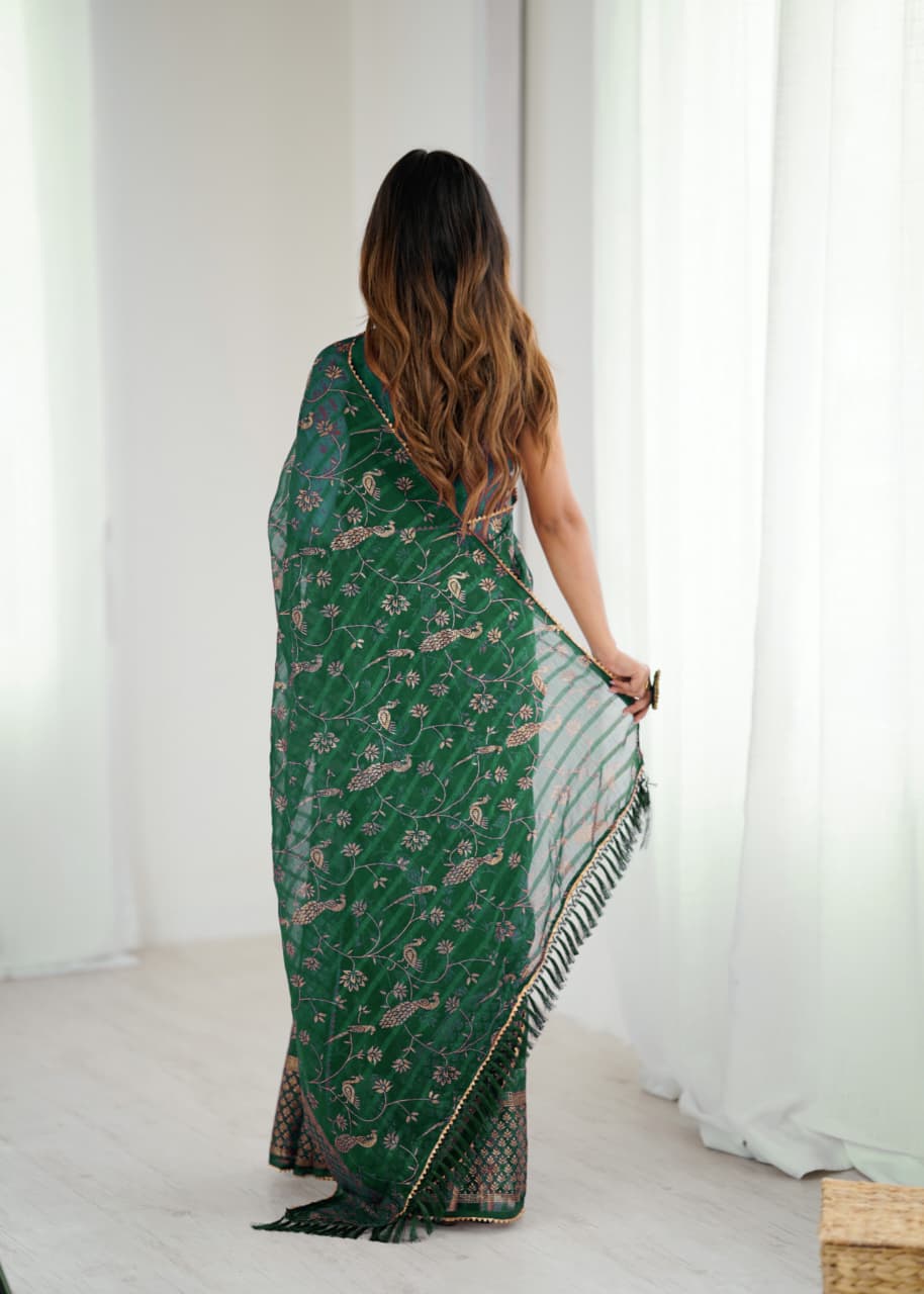 Elegant Green Color Georgette Party Wear Saree with Foil Print & Fancy Zalar Lace