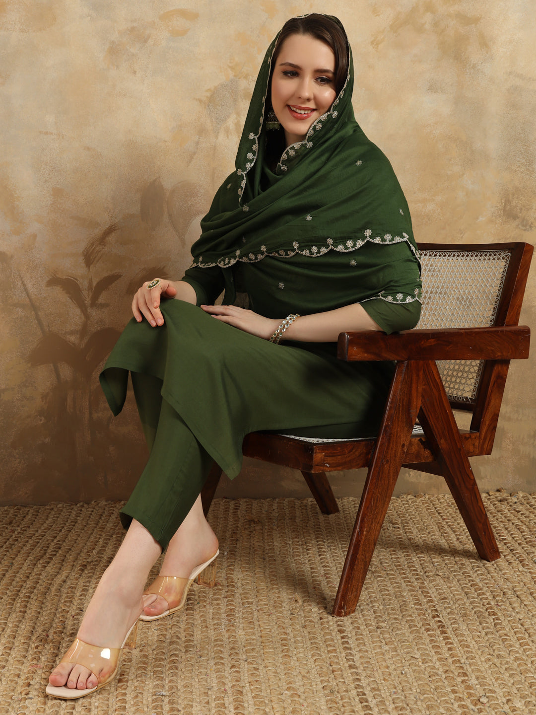 Mehandi Color Viscoz Chanderi Casual Kurti Pant Set