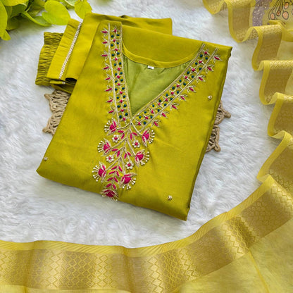 Amazing Green Color Kurti Pant Set