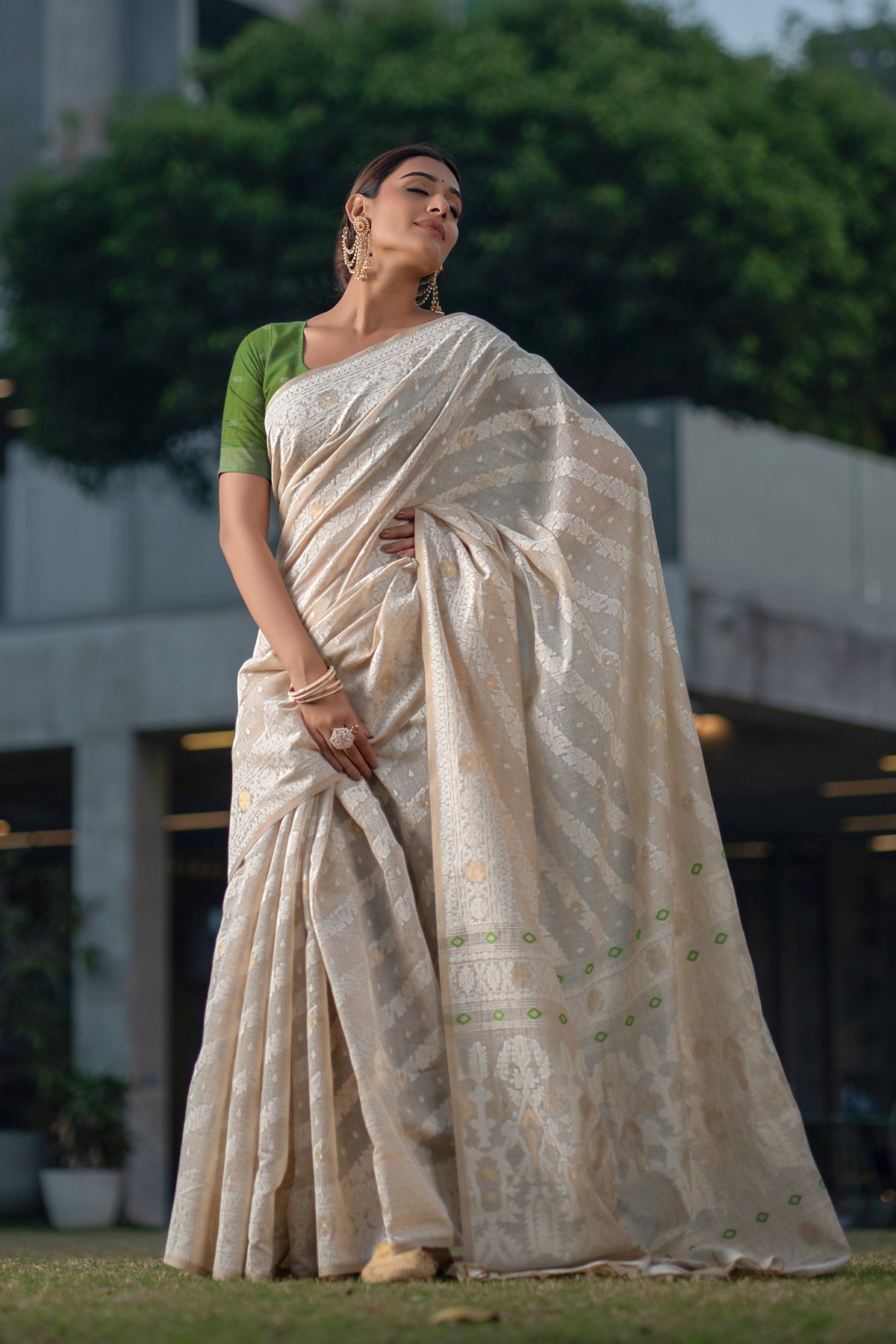 Green Mul Cotton Chanderi Jamdani Saree With Contrast Blouse