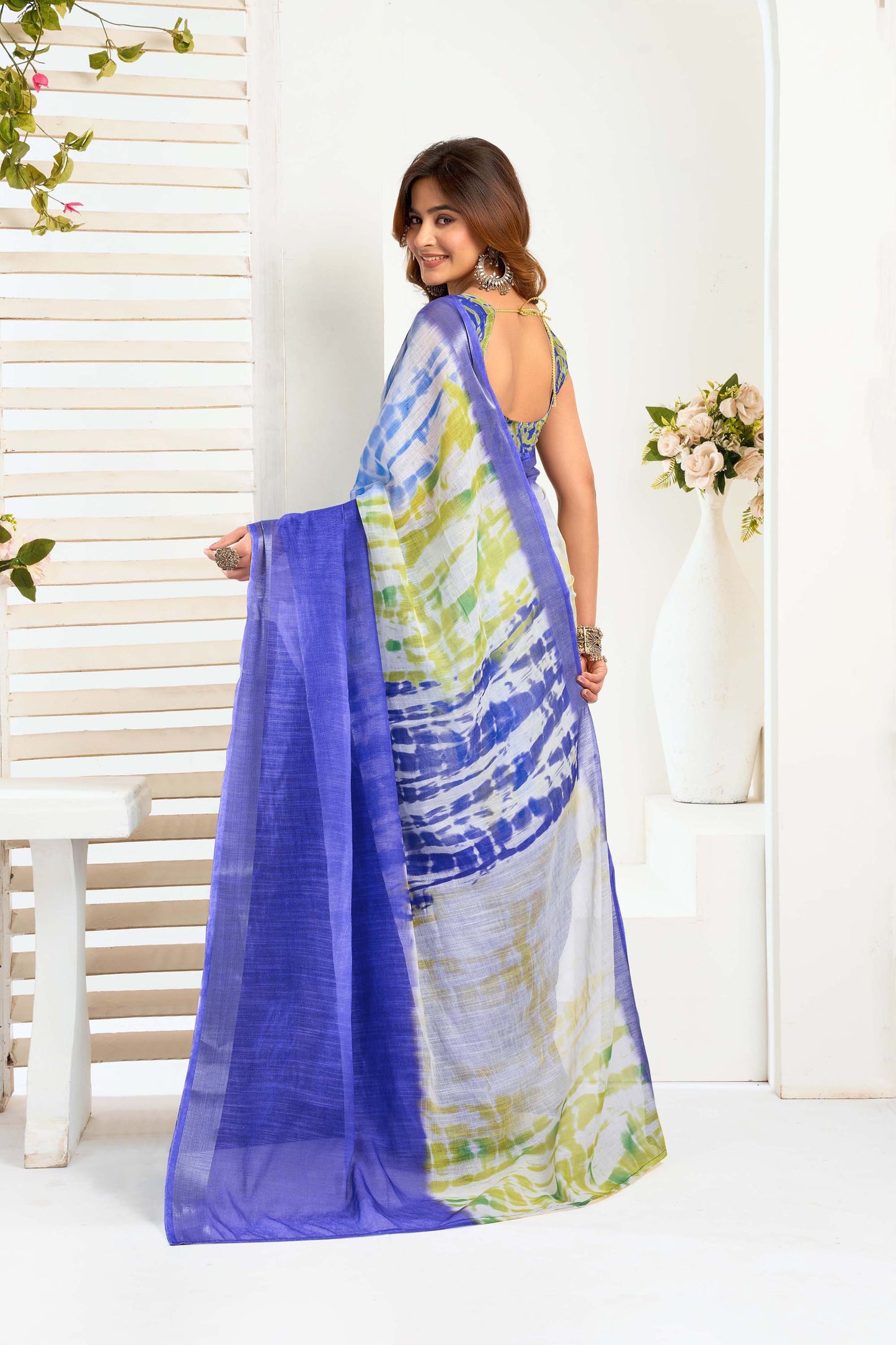 Ready-to-Wear Saree – Blue Linen with Pocket | Vastraan