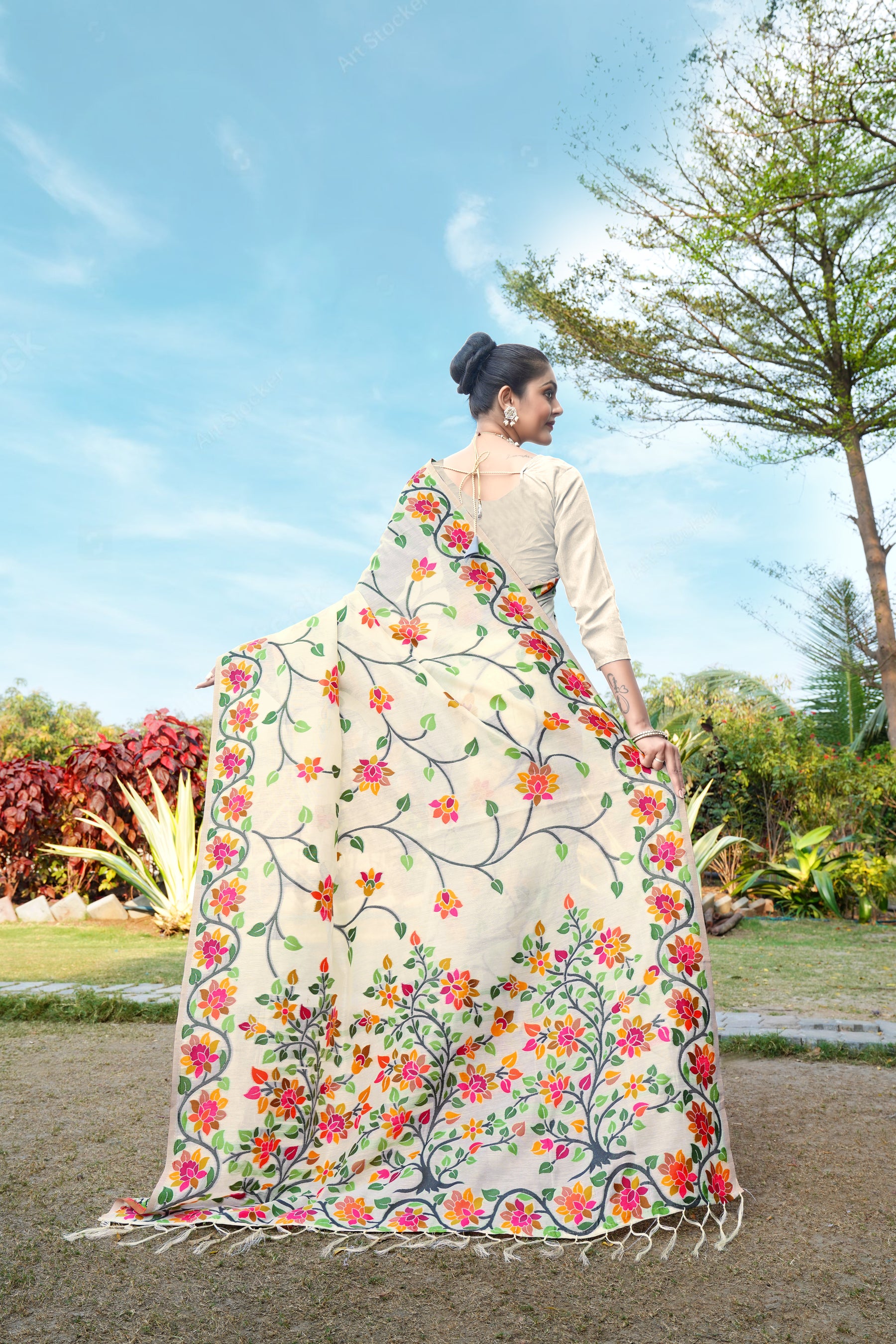 Soft cotton White Color Jamdani Saree