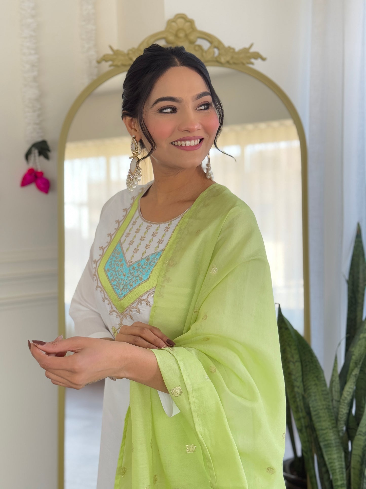 White Color Viscose Chanderi designer Kurti Pant Set