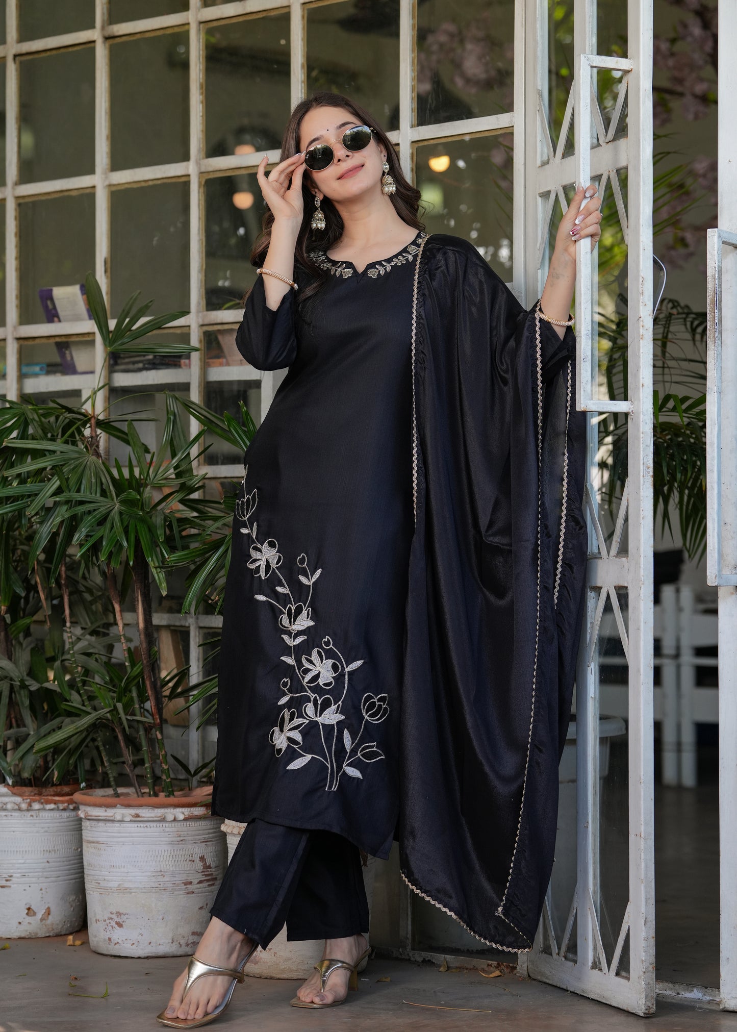 Black Color Viscose Rayon Kurti Pant Set