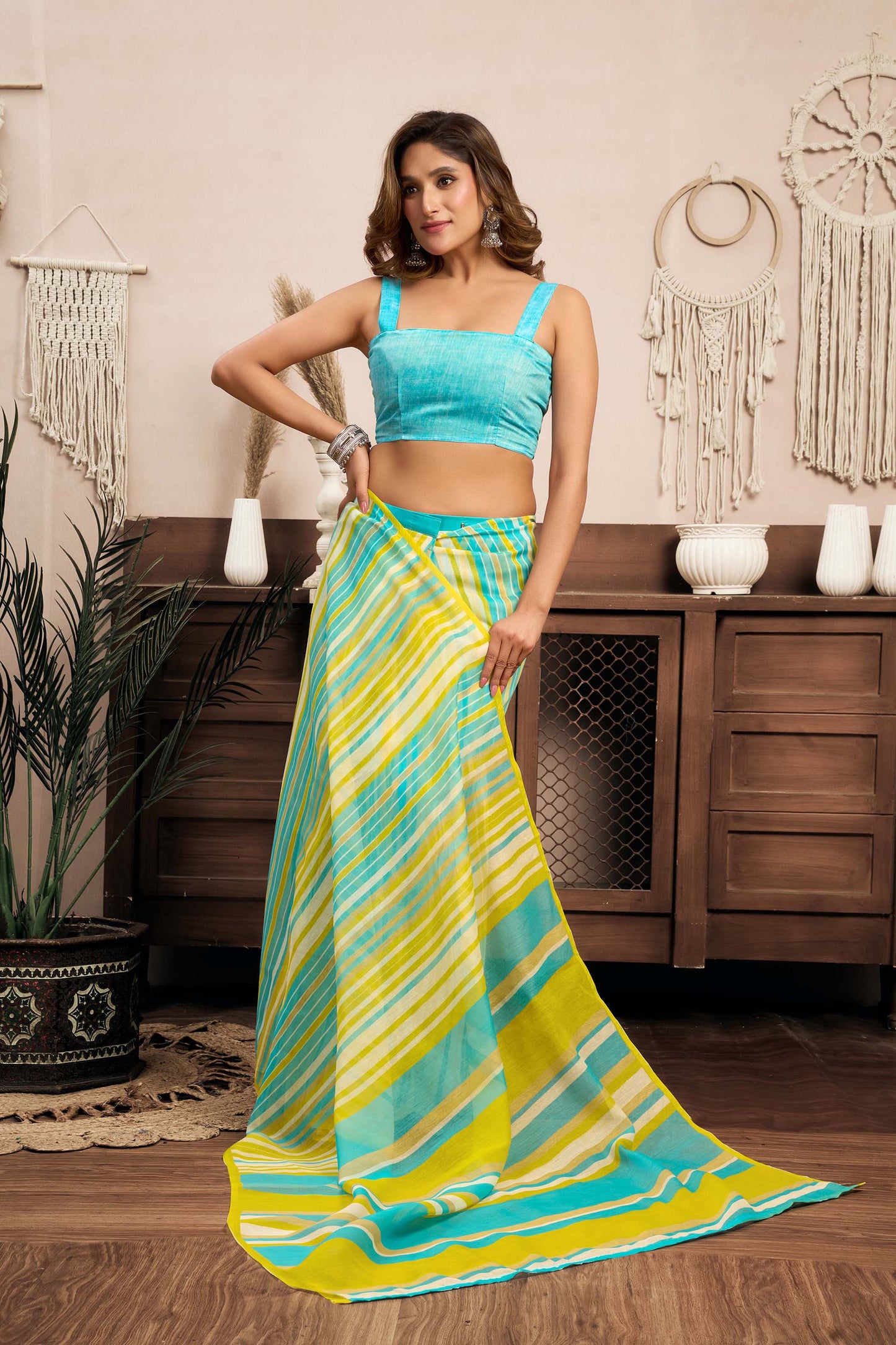 Ready-to-Wear Saree – Aqua Blue Linen with Pocket | Vastraan
