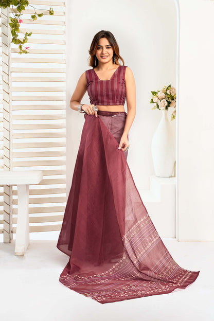 Ready-to-Wear Saree – Maroon Linen with Pocket | Vastraan
