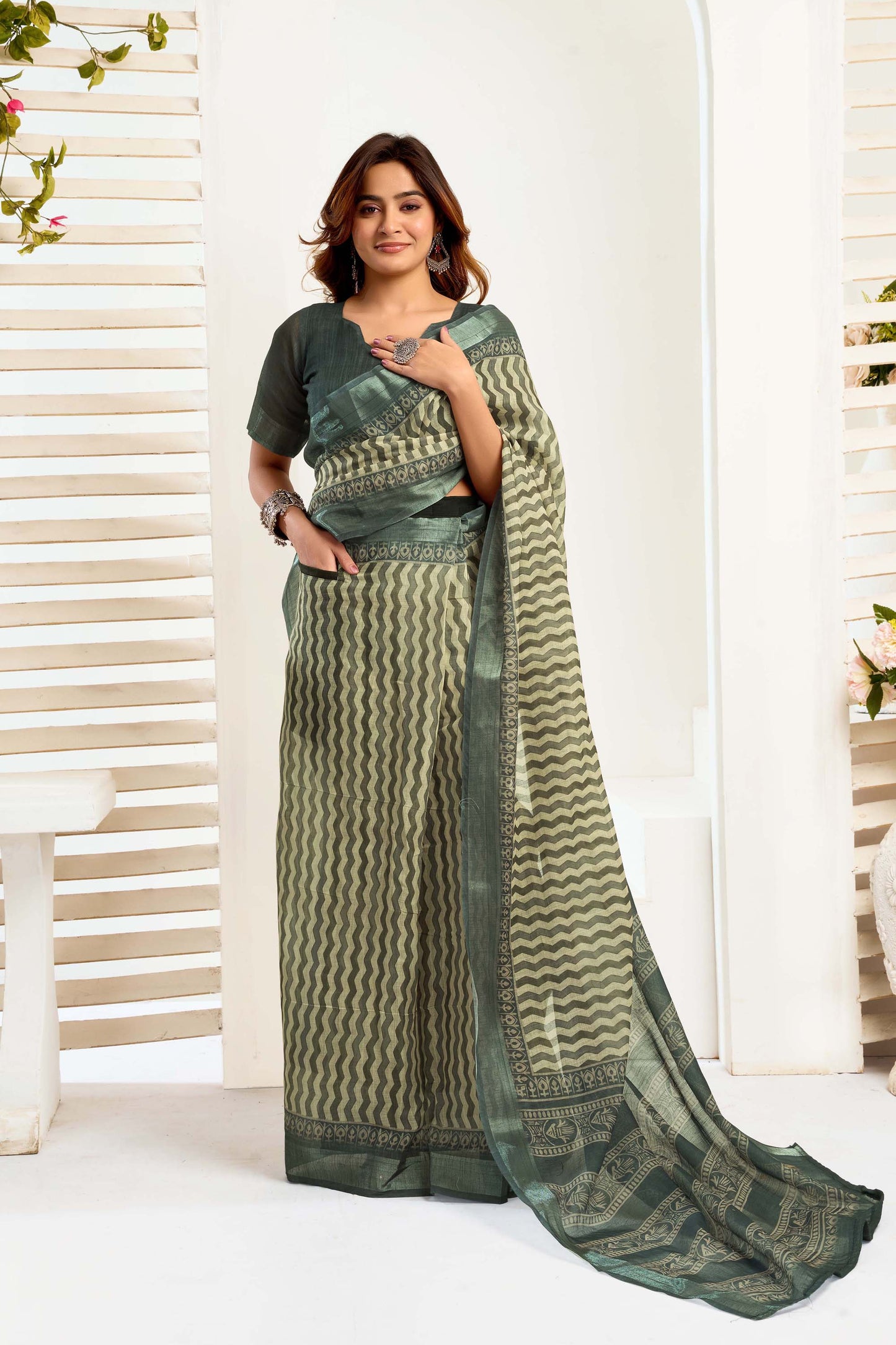 Ready-to-Wear Saree – Olive Linen with Pocket | Vastraan