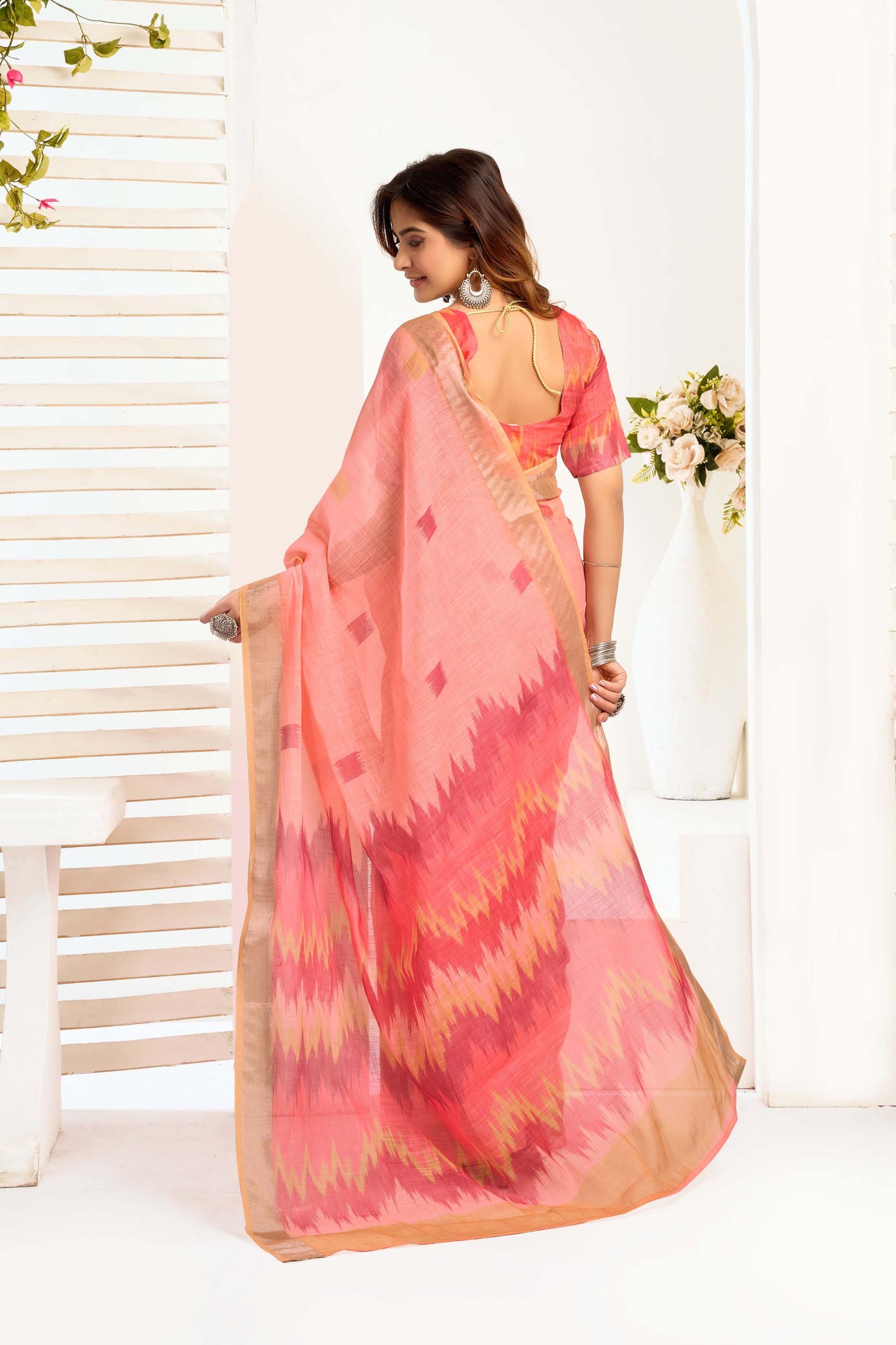 Ready-to-Wear Saree – Peach Linen with Pocket | Vastraan