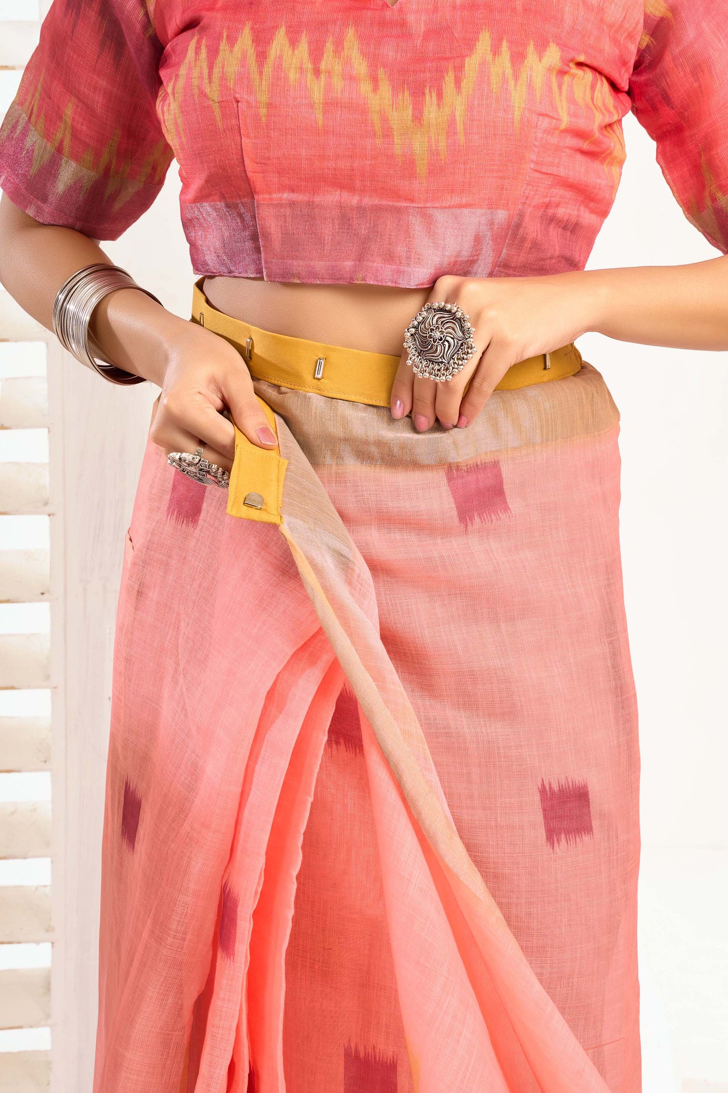 Ready-to-Wear Saree – Peach Linen with Pocket | Vastraan
