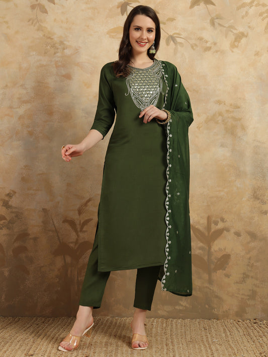 Mehandi Color Viscoz Chanderi Casual Kurti Pant Set