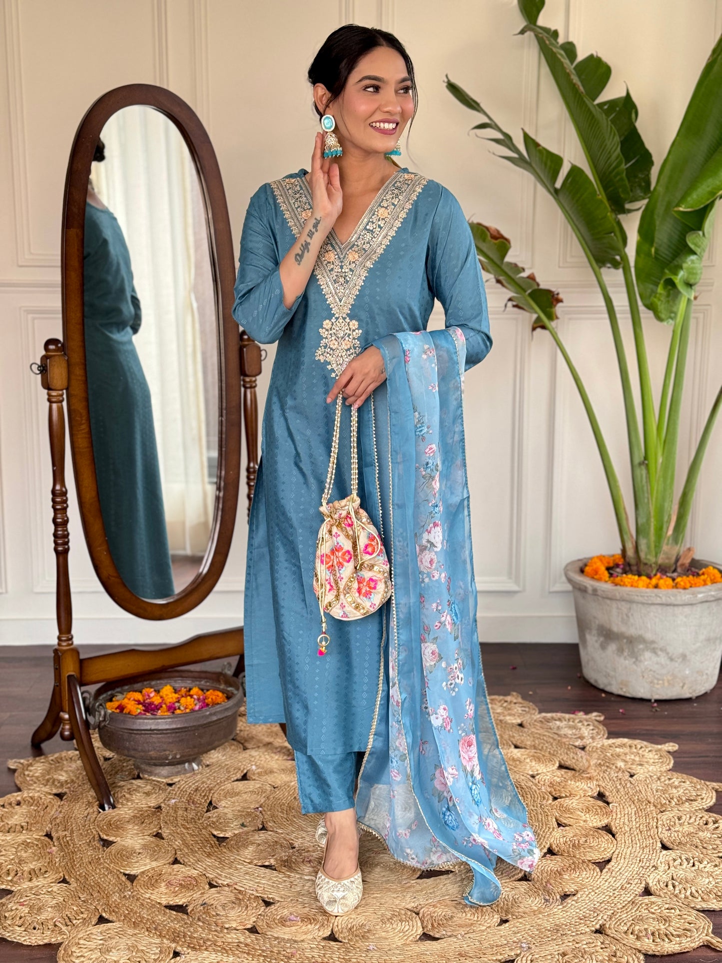 Sky blue Color Viscoz Rayon Casual Kurti Pant Set