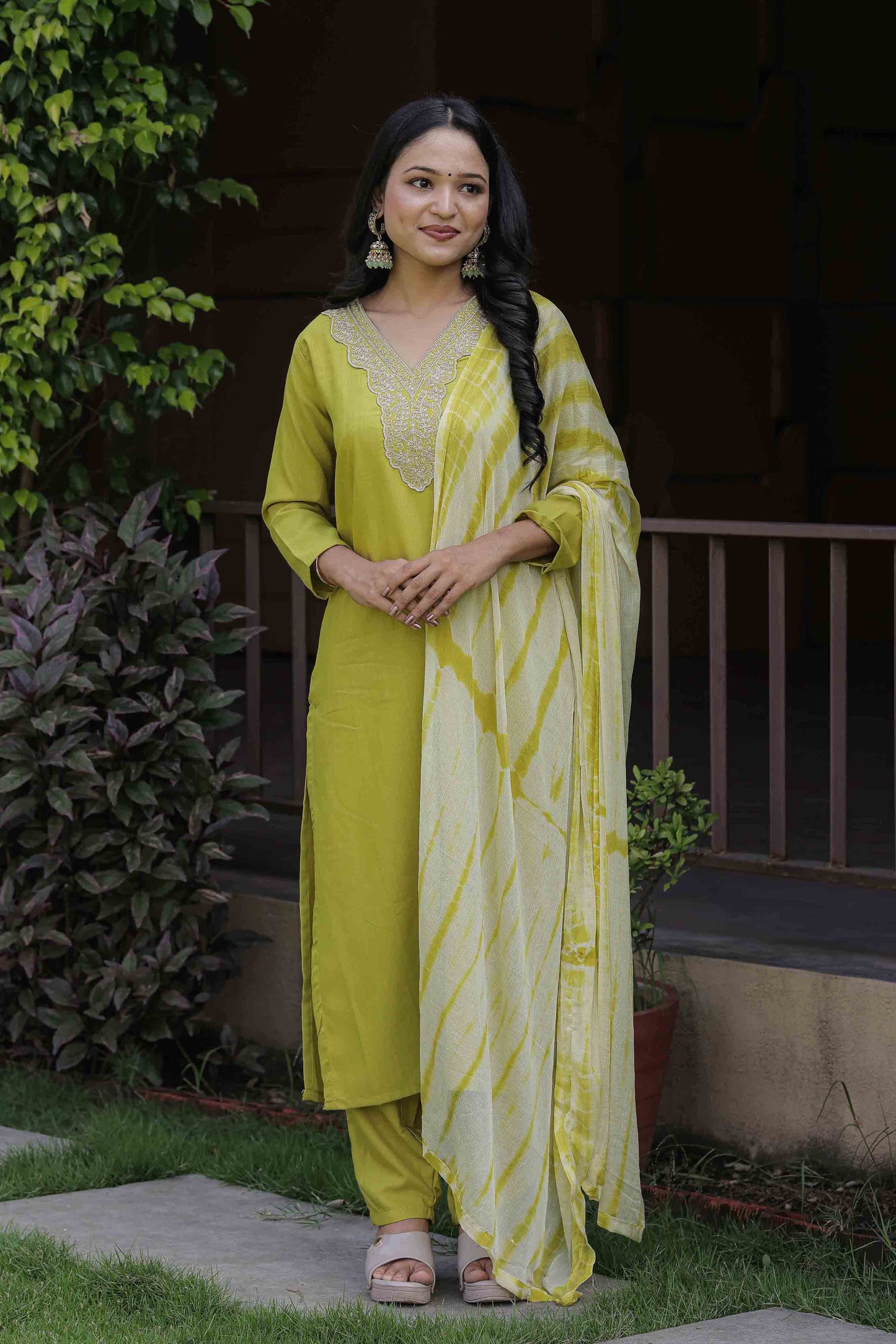 Liril Color Viscose Slub Kurti Pant Set
