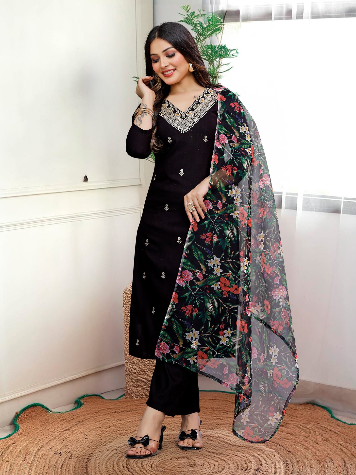 Black Color Viscose Slub designer Kurti Pant Set