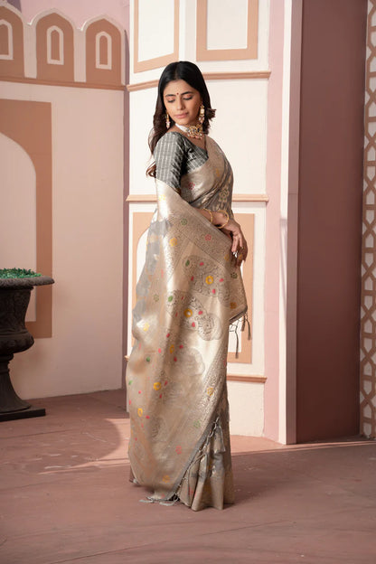 Grey Cotton Silk Saree – Banarasi Grandeur