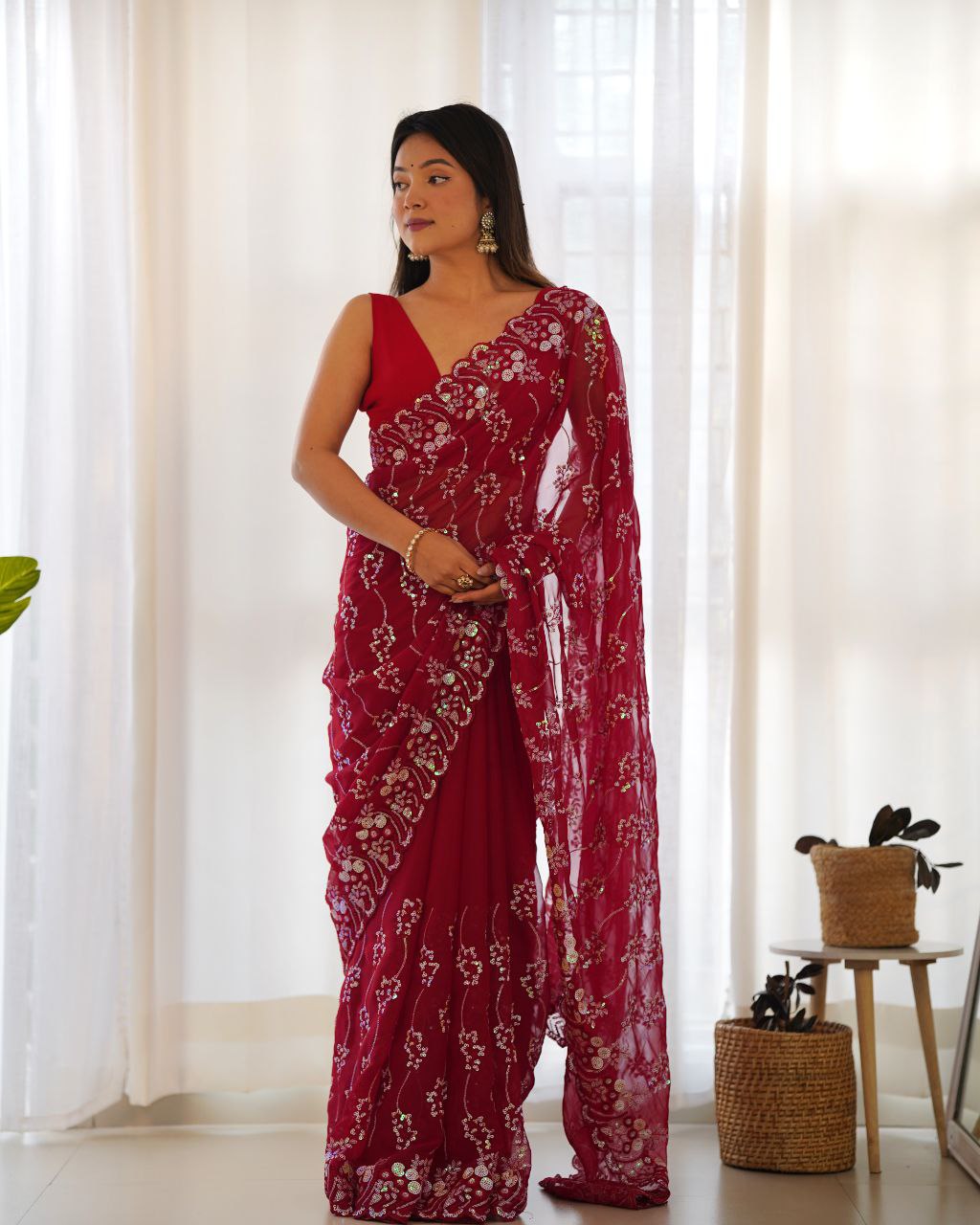 Arti Chauhan Red Simmer Blooming With Sequence Saree